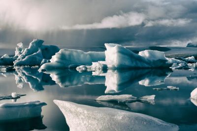 icebergs_melting